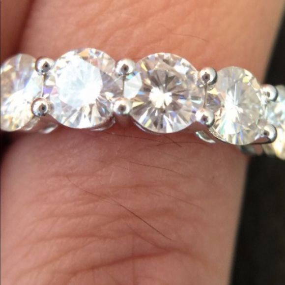 ( Mallory) Absolutely sensational genuine Moissanite … - Picture 4 of 5